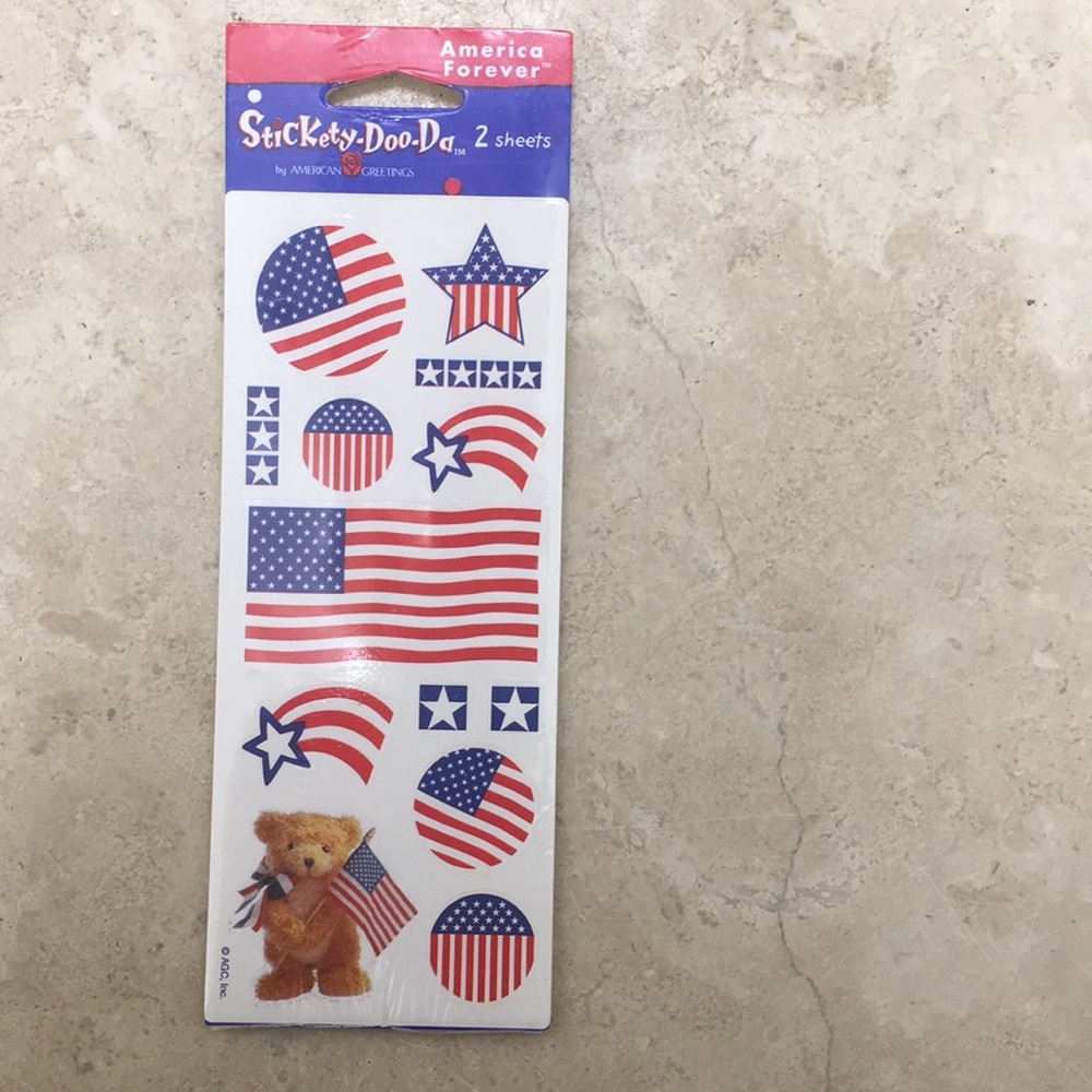 2/16 Stickers American flags Stars and Stripes NWT